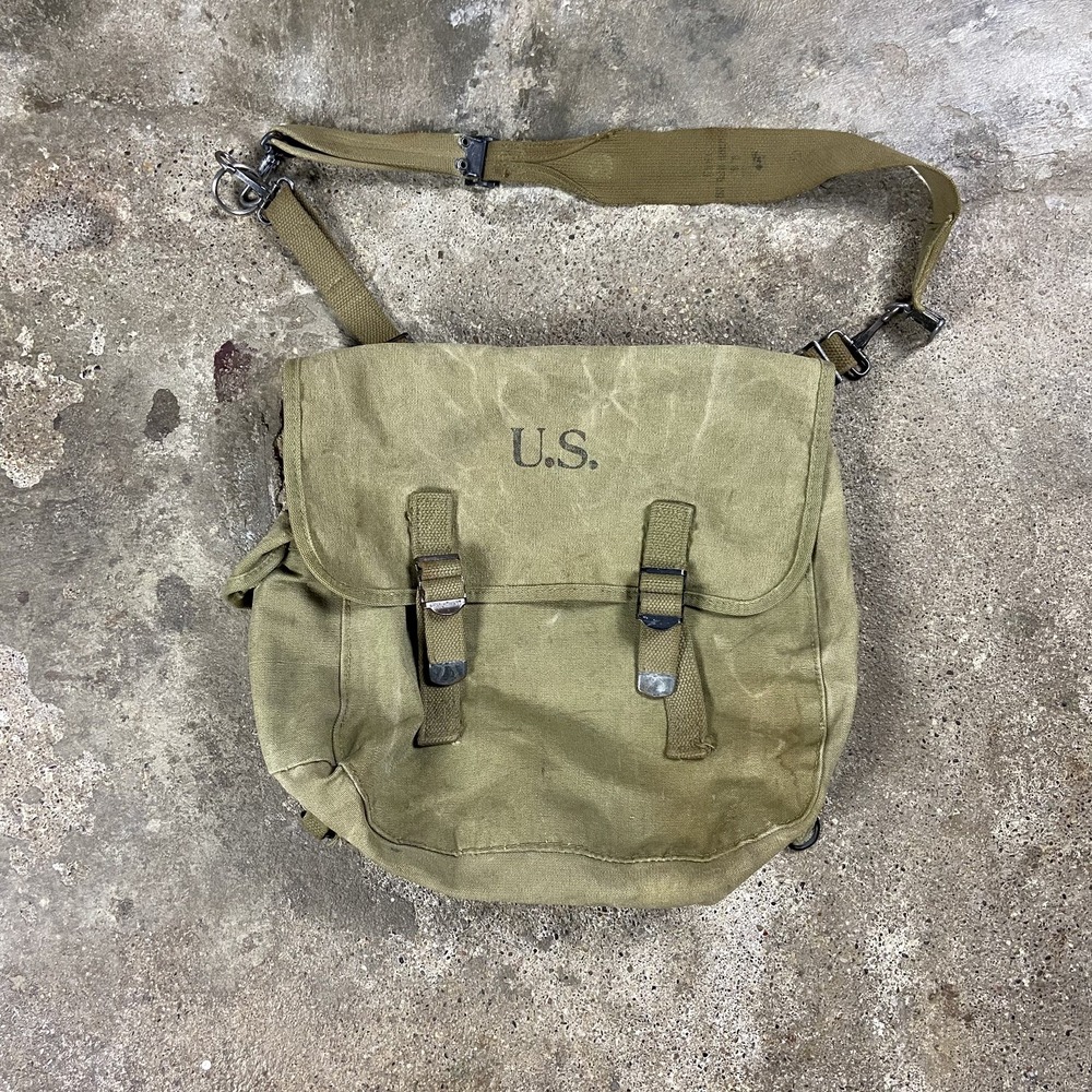 Vintage 50s US Military M1956 Combat Field Pack Green Canvas Shoulder Bag